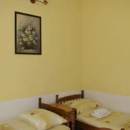 Dana - One Bedroom 5 Srima